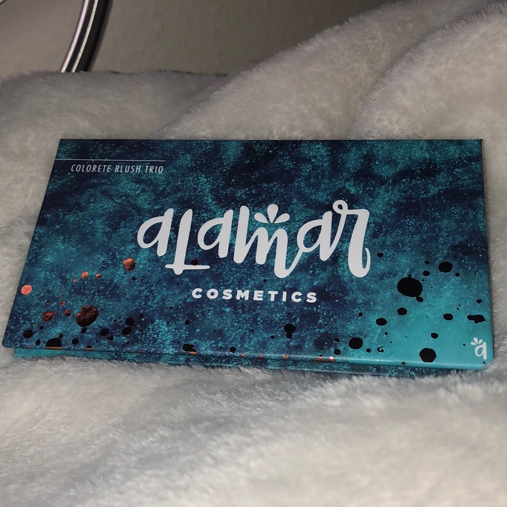 Alamar Cosmetics Colorete Blush Trio in Medium/Tan